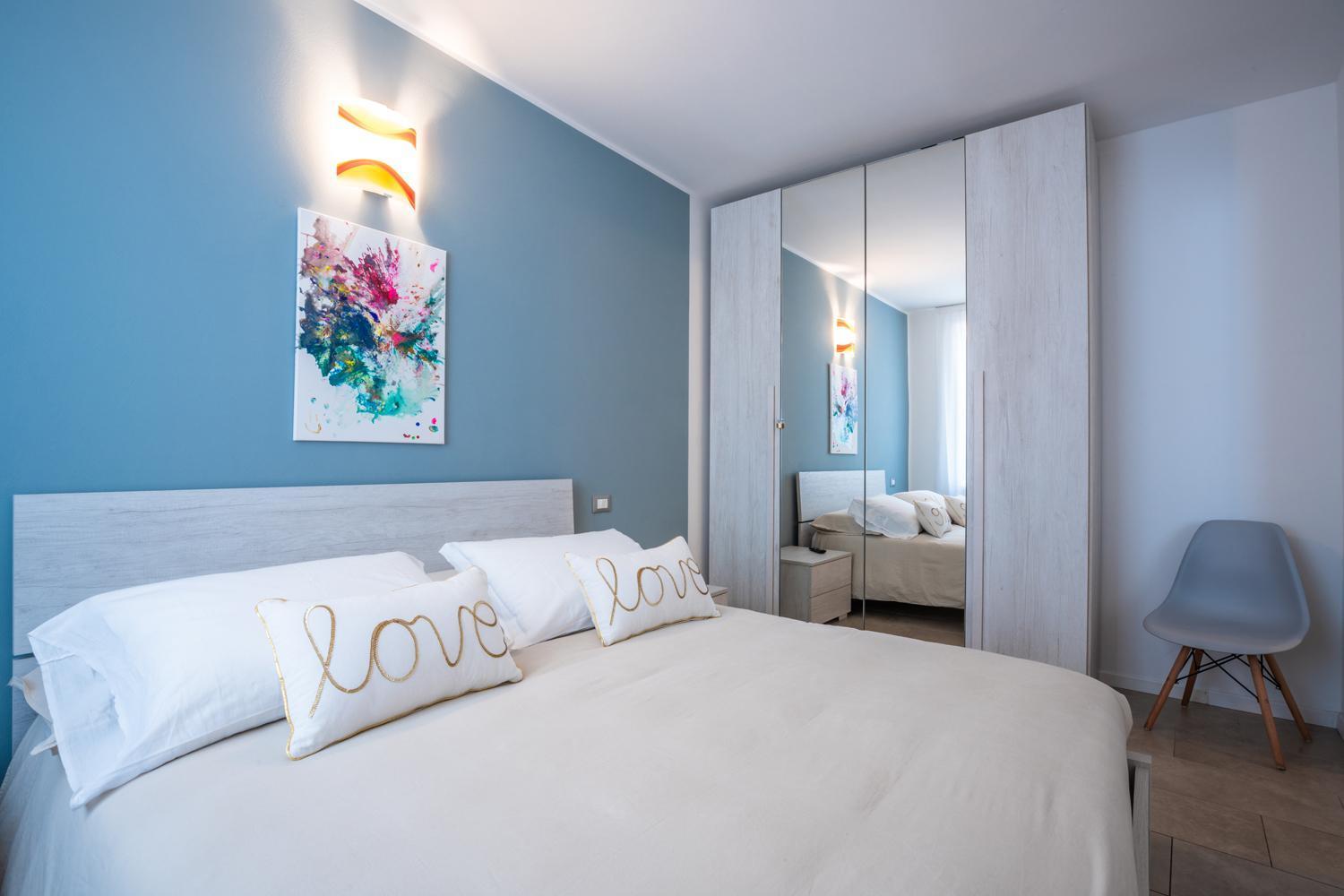 Es Rooms And Apartments Торболе Экстерьер фото